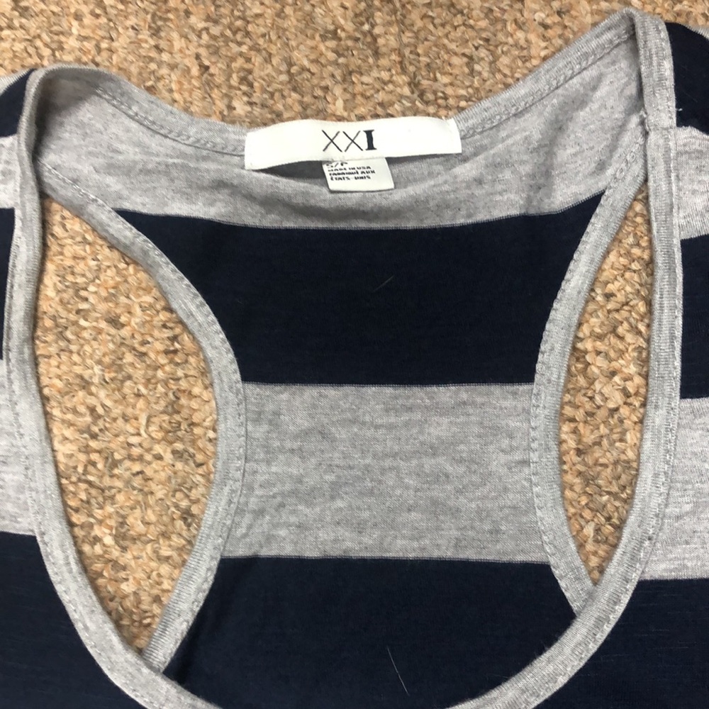 F21 Tank - Picture 2 of 2